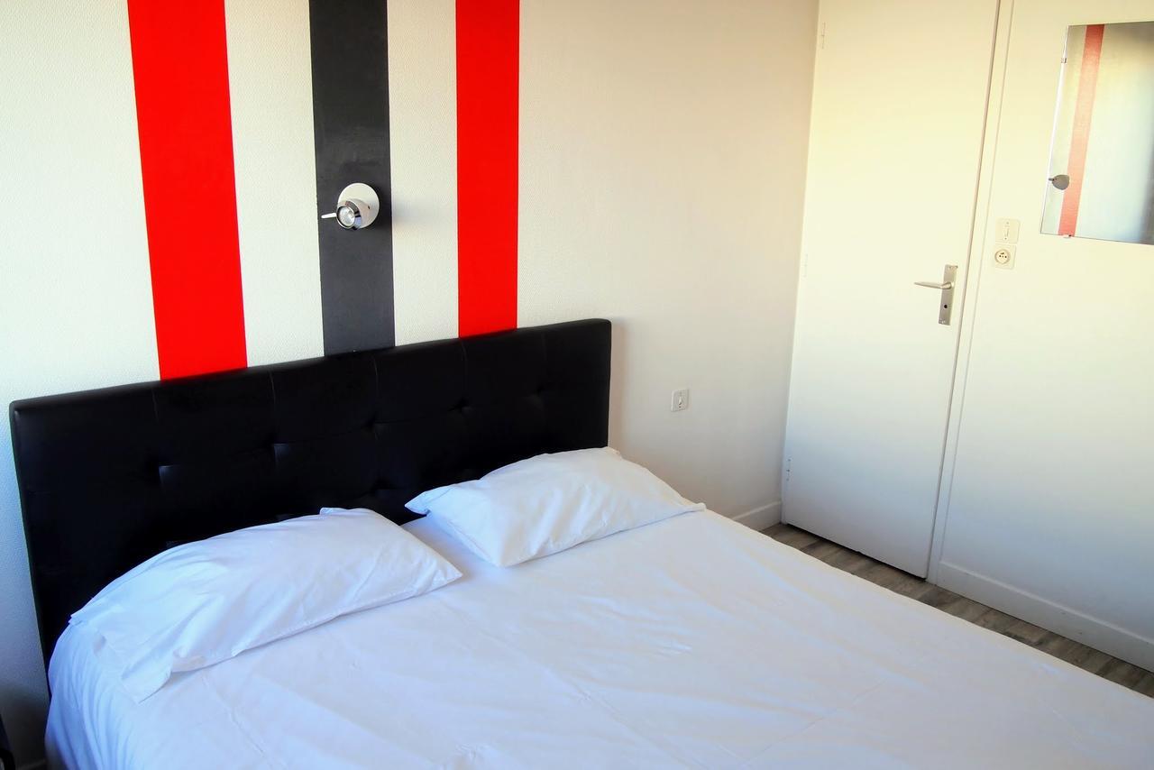 Hotel Le Rohu Séné Exteriör bild